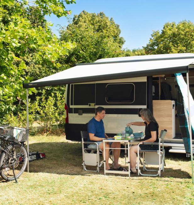 camping proche tours