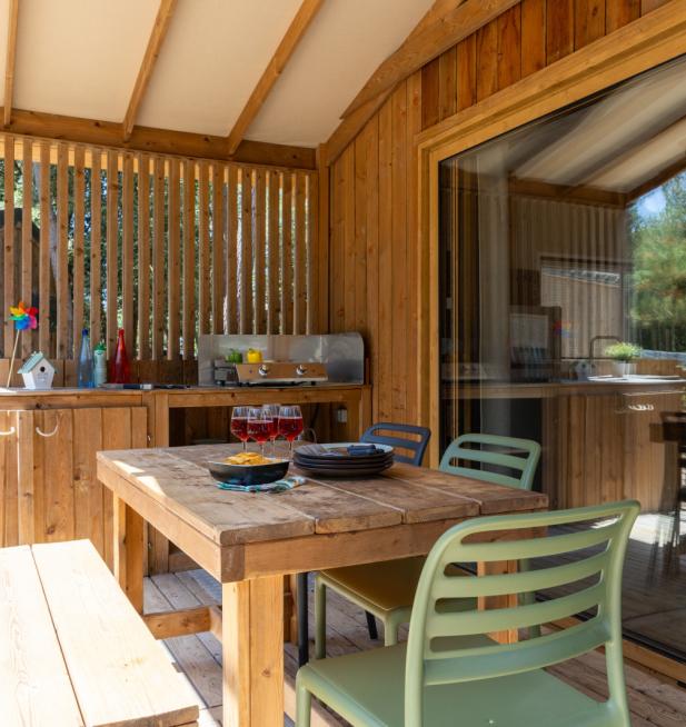 Cocoon lodge