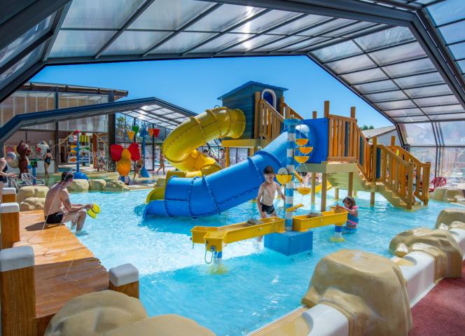 camping île d'oléron avec parc aquatique