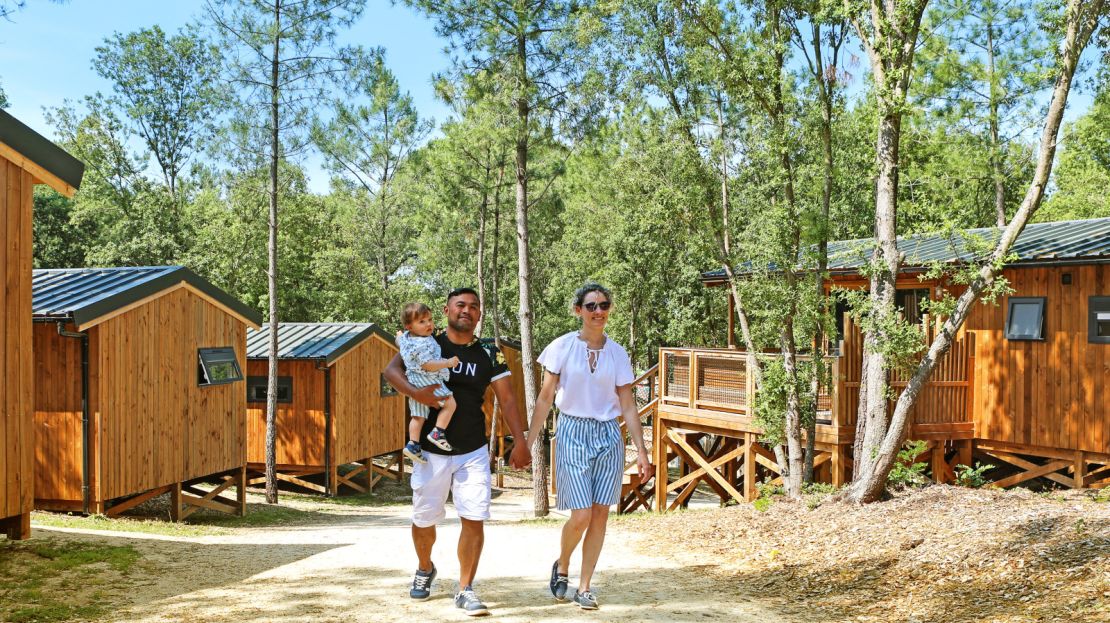Village de lodges camping Le Petit Rocher en Vendée