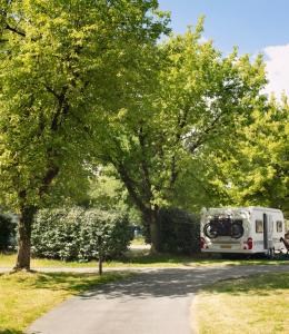 Emplacement pour des vacances en camping